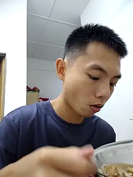 Snapshot of LiuQianXi5726 chatting on March 8, 2025, 12:22 am LiuQianXi5726 online show from March 8, 2025, 12:22 am