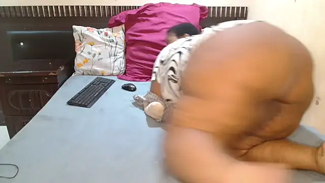 Snapshot of 19bootylicious chatting on February 21, 2026, 2:52 pm 19bootylicious online show from February 21, 2026, 2:52 pm