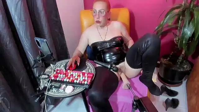 BrendaSex Hot online show from October 30, 2025, 9:44 pm