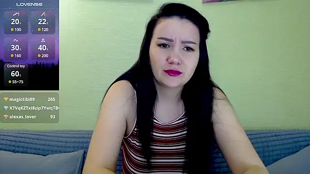 AlexaCruze online show from December 12, 2024, 6:31 pm