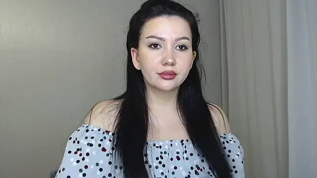 AlexaCruze online show from November 14, 2025, 5:49 pm