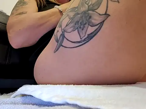 sweethotmilf888 online show from March 13, 2026, 3:28 pm