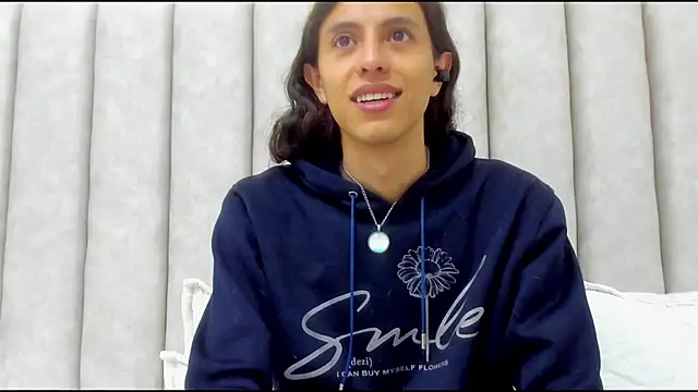 FreyaMoller online show from November 29, 2025, 6:52 pm