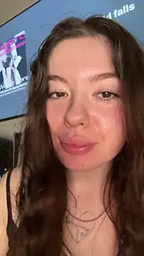 Kimi Ass online show from May 20, 2026, 9:17 am