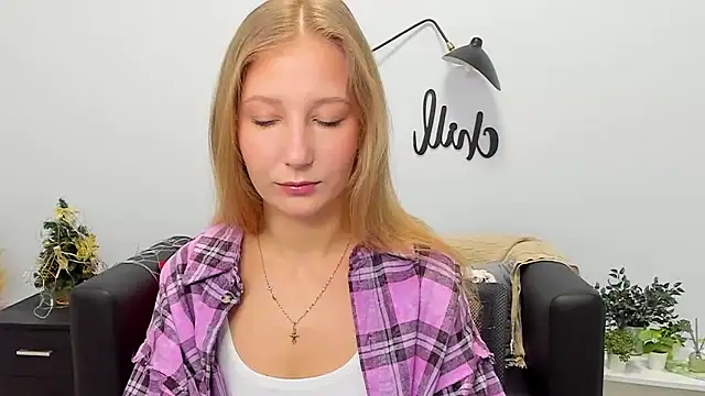 LolaWilsons online show from January 8, 2026, 6:19 am