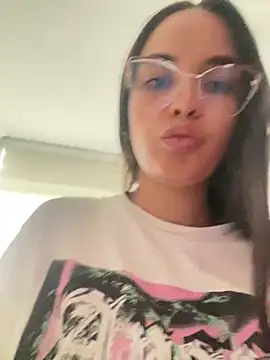 gabyaridi online show from June 17, 2026, 10:41 pm