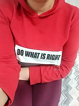 Snapshot of _Sahra_ chatting on November 7, 2025, 6:56 pm Sahra online show from November 7, 2025, 6:56 pm