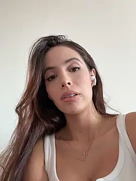 Amber Rush  online show from September 30, 2025, 8:04 pm