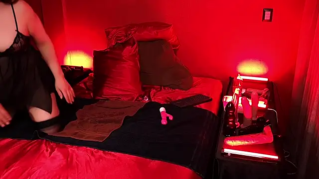 Snapshot of JenniferCD chatting on February 6, 2026, 7:21 pm JenniferCD online show from February 6, 2026, 7:21 pm