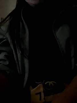 Tuongvy05 online show from December 16, 2025, 1:10 am