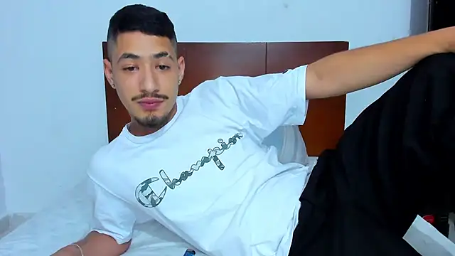 Chandler ken online show from February 12, 2026, 11:26 pm