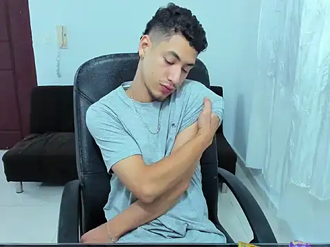 Chandler ken online show from October 2, 2025, 2:37 am