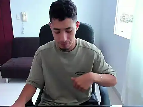 Chandler ken online show from October 3, 2025, 4:41 pm