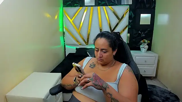 Snapshot of NikolPervertUnlimit chatting on February 21, 2026, 3:30 am NikolPervertUnlimit online show from February 21, 2026, 3:30 am