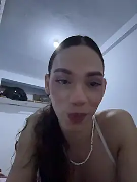 Snapshot of Carlita_cute chatting on April 3, 2026, 5:36 am Carlita cute online show from April 3, 2026, 5:36 am