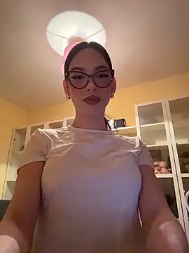 Carlita cute online show from February 24, 2026, 10:10 pm