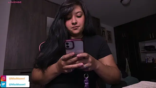 Snapshot of Steph_moon_ chatting on September 14, 2025, 4:35 am Steph moon  online show from September 14, 2025, 4:35 am