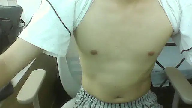 Snapshot of YunheLEE chatting on June 22, 2026, 9:17 am YunheLEE online show from June 22, 2026, 9:17 am