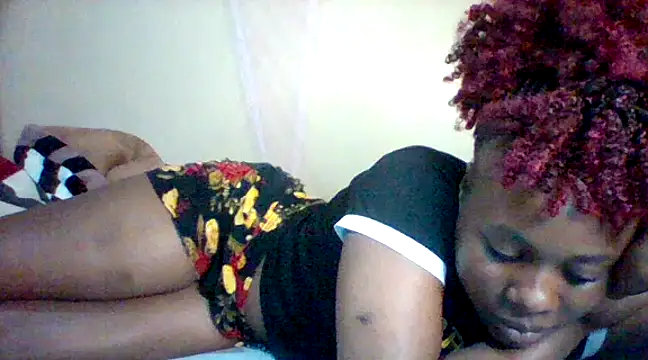 Snapshot of EBONYVANILLA02 chatting on February 10, 2025, 9:04 pm EBONYVANILLA02 online show from February 10, 2025, 9:04 pm