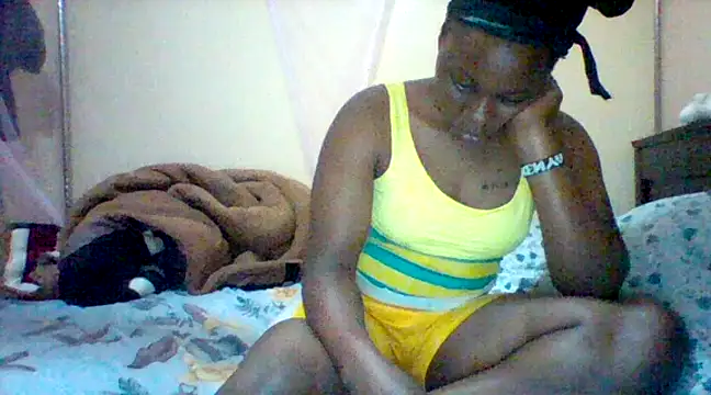 Snapshot of EBONYVANILLA02 chatting on February 8, 2025, 7:48 am EBONYVANILLA02 online show from February 8, 2025, 7:48 am