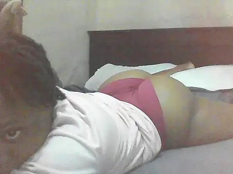 Snapshot of EBONYVANILLA02 chatting on July 26, 2026, 7:15 am EBONYVANILLA02 online show from July 26, 2026, 7:15 am