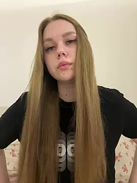 Marylallka5 online show from July 18, 2026, 9:23 pm