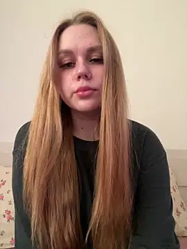 Marylallka5 online show from June 3, 2026, 6:47 am