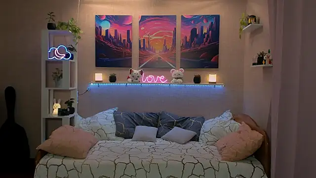 Lolly Haze online show from June 30, 2026, 4:23 am