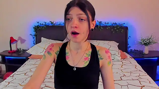 Lolly Haze online show from December 5, 2024, 5:32 am