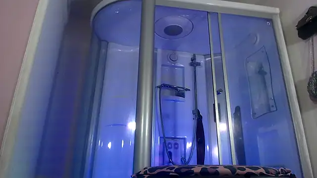 sexy-luna-star-ts online show from November 3, 2025, 10:46 pm