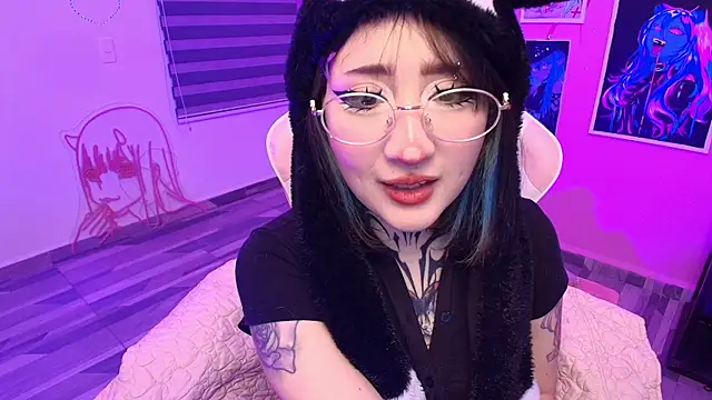 Miwa violet online show from July 21, 2026, 3:20 am