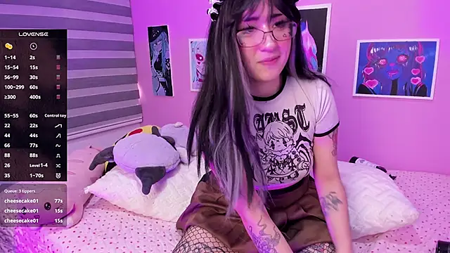 Miwa violet online show from March 11, 2025, 10:31 pm