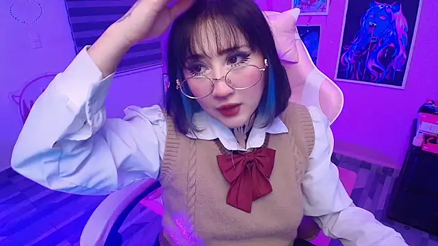 Miwa violet online show from June 6, 2026, 3:56 am