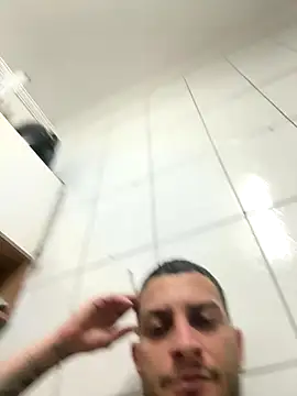 Snapshot of Christopherreis chatting on October 14, 2025, 12:22 am Christopherreis online show from October 14, 2025, 12:22 am