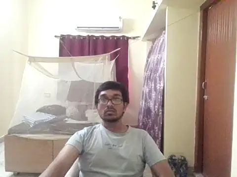 THE NAKED BOY online show from May 10, 2026, 7:01 am