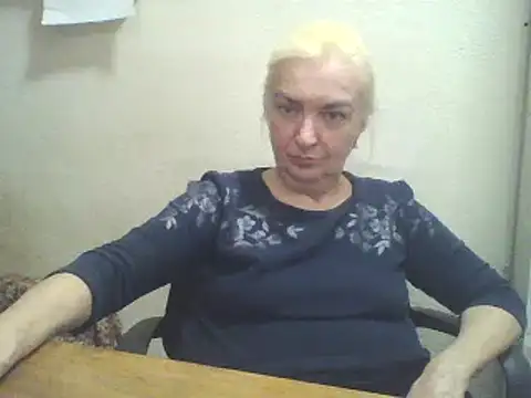 Snapshot of Meri798 chatting on October 5, 2025, 7:04 pm Meri798 online show from October 5, 2025, 7:04 pm