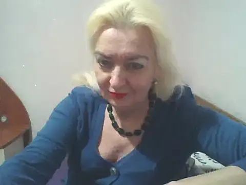 Snapshot of Meri798 chatting on February 25, 2025, 10:53 pm Meri798 online show from February 25, 2025, 10:53 pm