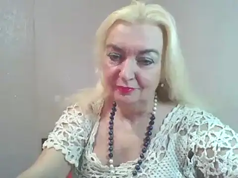 Snapshot of Meri798 chatting on February 12, 2025, 7:56 pm Meri798 online show from February 12, 2025, 7:56 pm