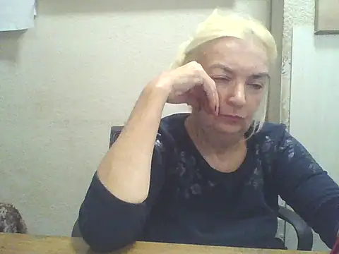 Snapshot of Meri798 chatting on October 13, 2025, 7:26 pm Meri798 online show from October 13, 2025, 7:26 pm