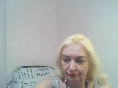 Snapshot of Meri798 chatting on March 16, 2025, 4:45 pm Meri798 online show from March 16, 2025, 4:45 pm