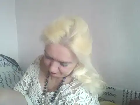 Snapshot of Meri798 chatting on February 28, 2025, 6:54 am Meri798 online show from February 28, 2025, 6:54 am