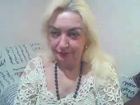 Snapshot of Meri798 chatting on March 13, 2025, 8:32 pm Meri798 online show from March 13, 2025, 8:32 pm