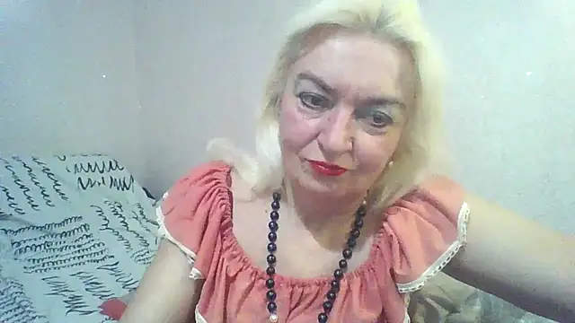 Snapshot of Meri798 chatting on March 1, 2025, 7:04 pm Meri798 online show from March 1, 2025, 7:04 pm