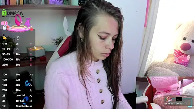 sweetlittlelisa online show from October 24, 2025, 9:14 pm