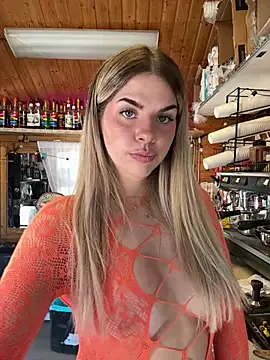 delicioussdixie online show from July 6, 2026, 9:06 pm