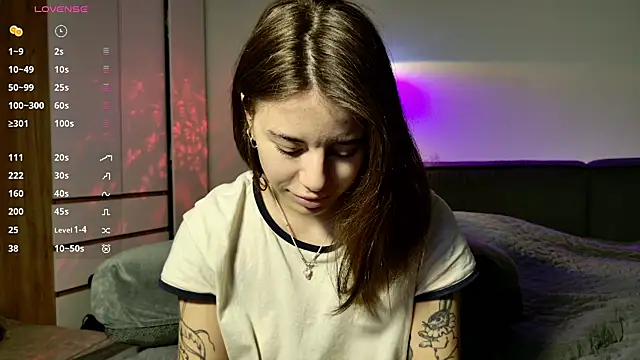 MazzyDoll online show from December 19, 2025, 8:06 am