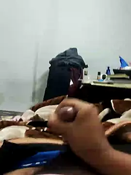 143n143143 online show from January 4, 2025, 5:05 pm