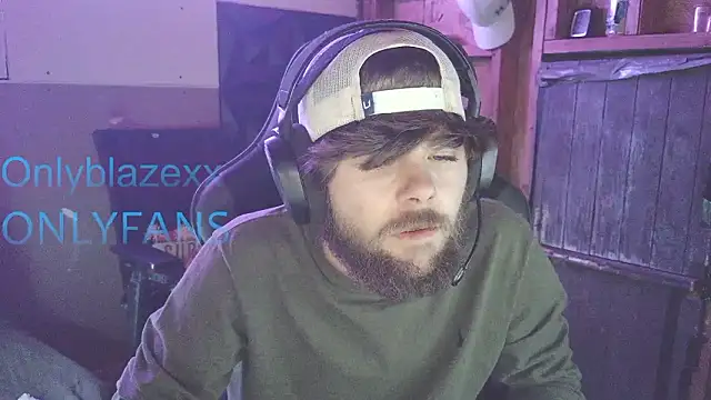 OnlyBlazexx online show from February 6, 2026, 3:35 am