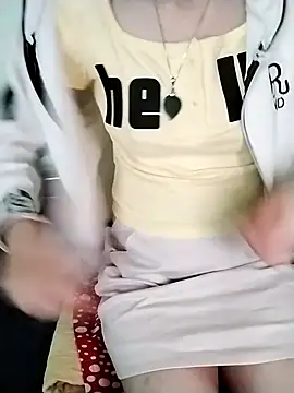 Luxcute286 online show from March 16, 2026, 7:12 am