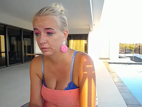 Wendysexyx online show from December 3, 2025, 10:58 am